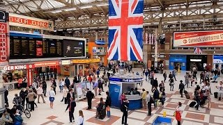 A Walk Through The London Victoria Station London England [upl. by Nathanson]